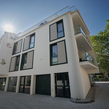 Villa Bauhaus Wellness Apartman Siófok Exteriör bild