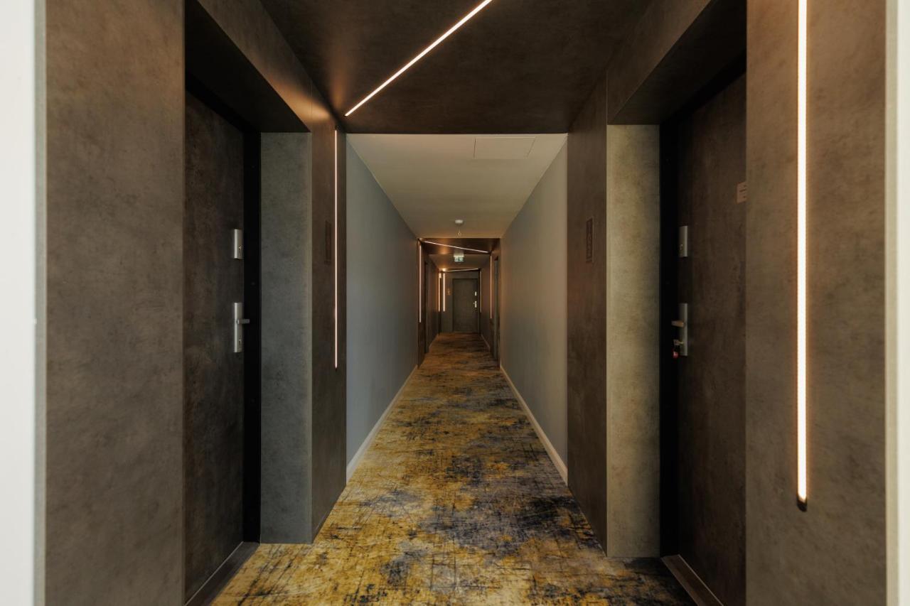Villa Bauhaus Wellness Apartman Siófok Exteriör bild